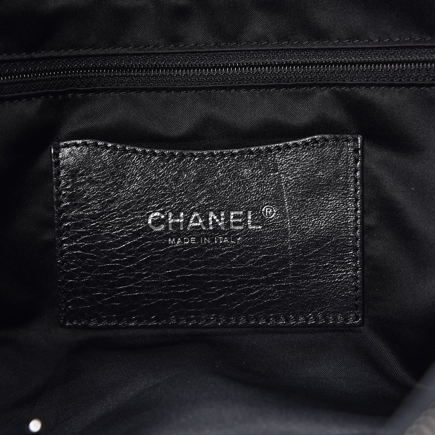 Chanel Glazed Calfskin Large On The Road Tote Black 6 of 10