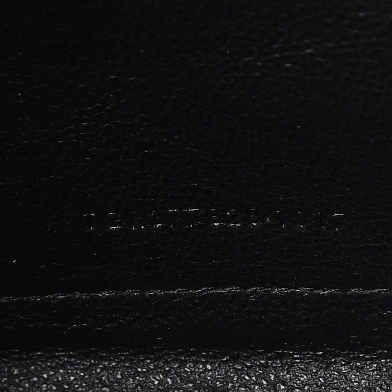 Saint Laurent Grain De Poudre Matelasse Chevron Monogram Chain Wallet Black 5 of 8