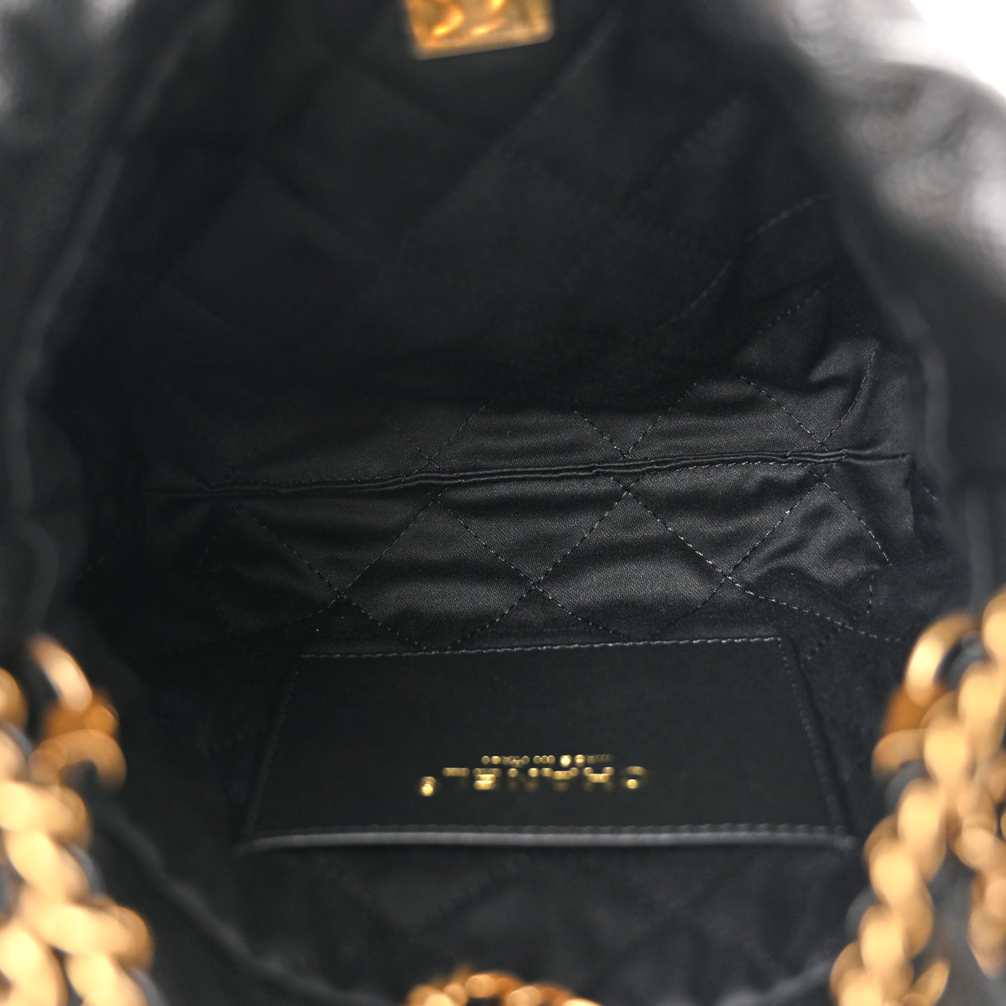 Shiny Caviar Quilted Monochrome Mini Chanel 22 Black