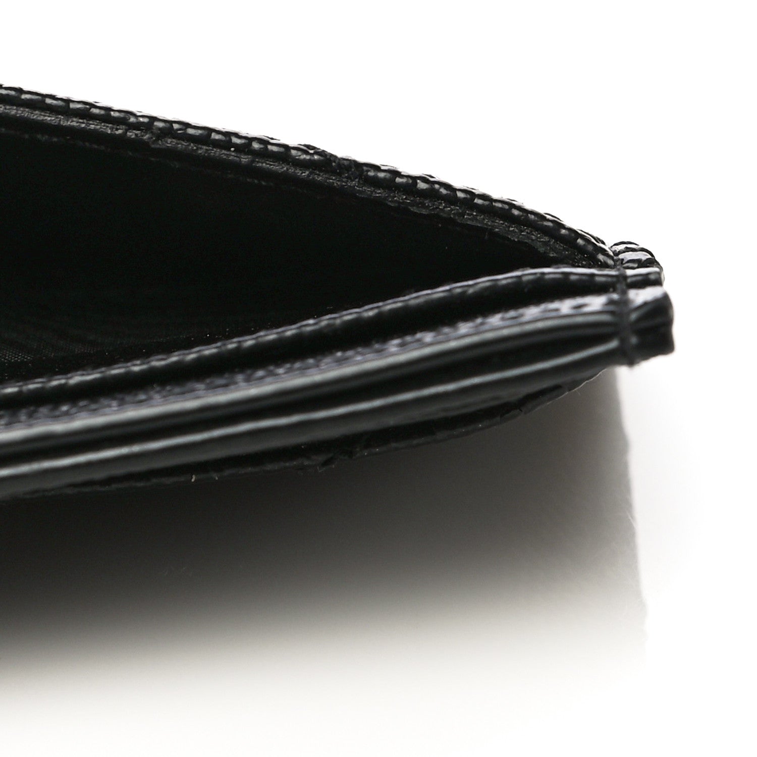 Saint Laurent Grain De Poudre Matelasse Chevron Monogram Credit Card Case Black 12 of 12