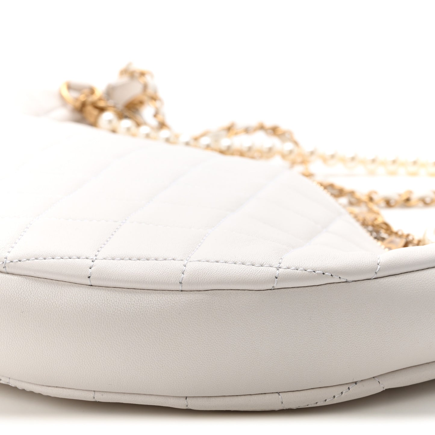 Lambskin Quilted All About Chains Hobo White