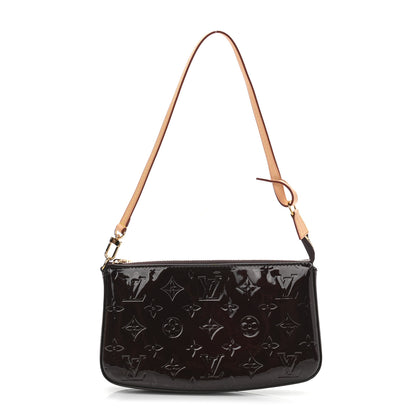 Louis Vuitton Vernis Pochette Accessories NM Amarante 1 of 10