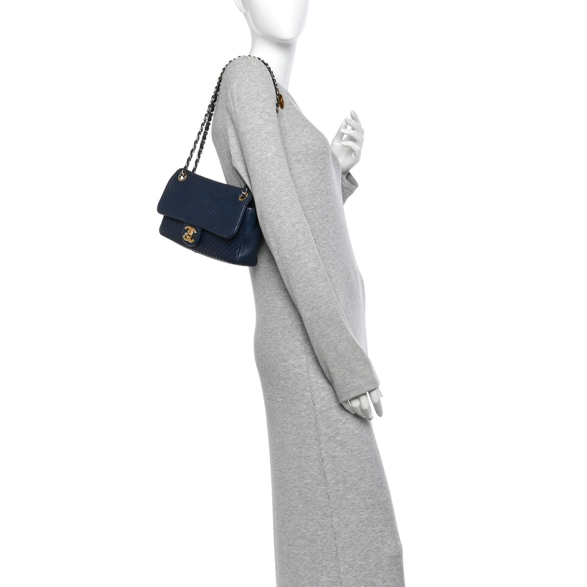 Chanel Calfskin Surpique Chevron Medium Flap Navy 2 of 11