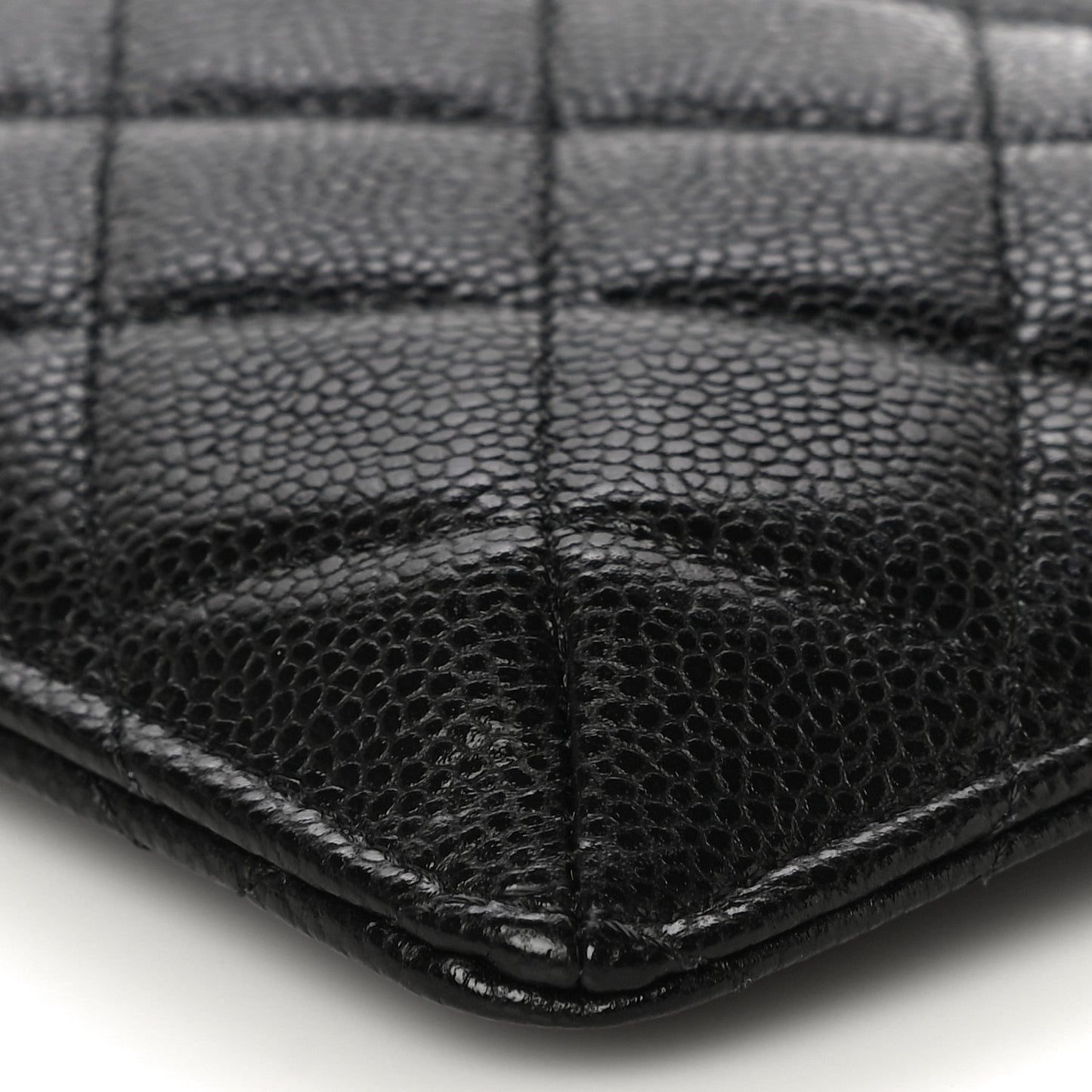 Caviar Quilted Classic iPhone Pouch Black