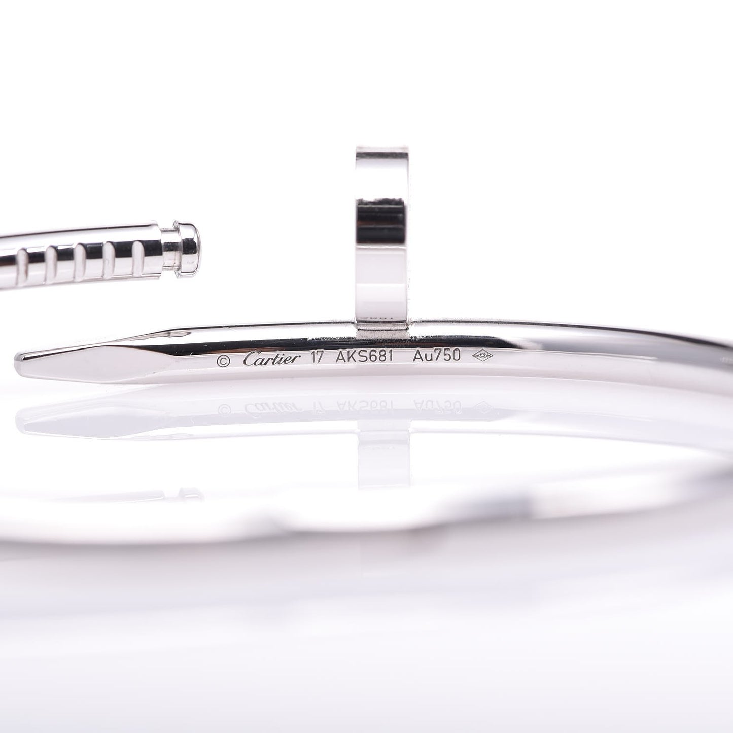 18K White Gold Juste Un Clou Bracelet 17