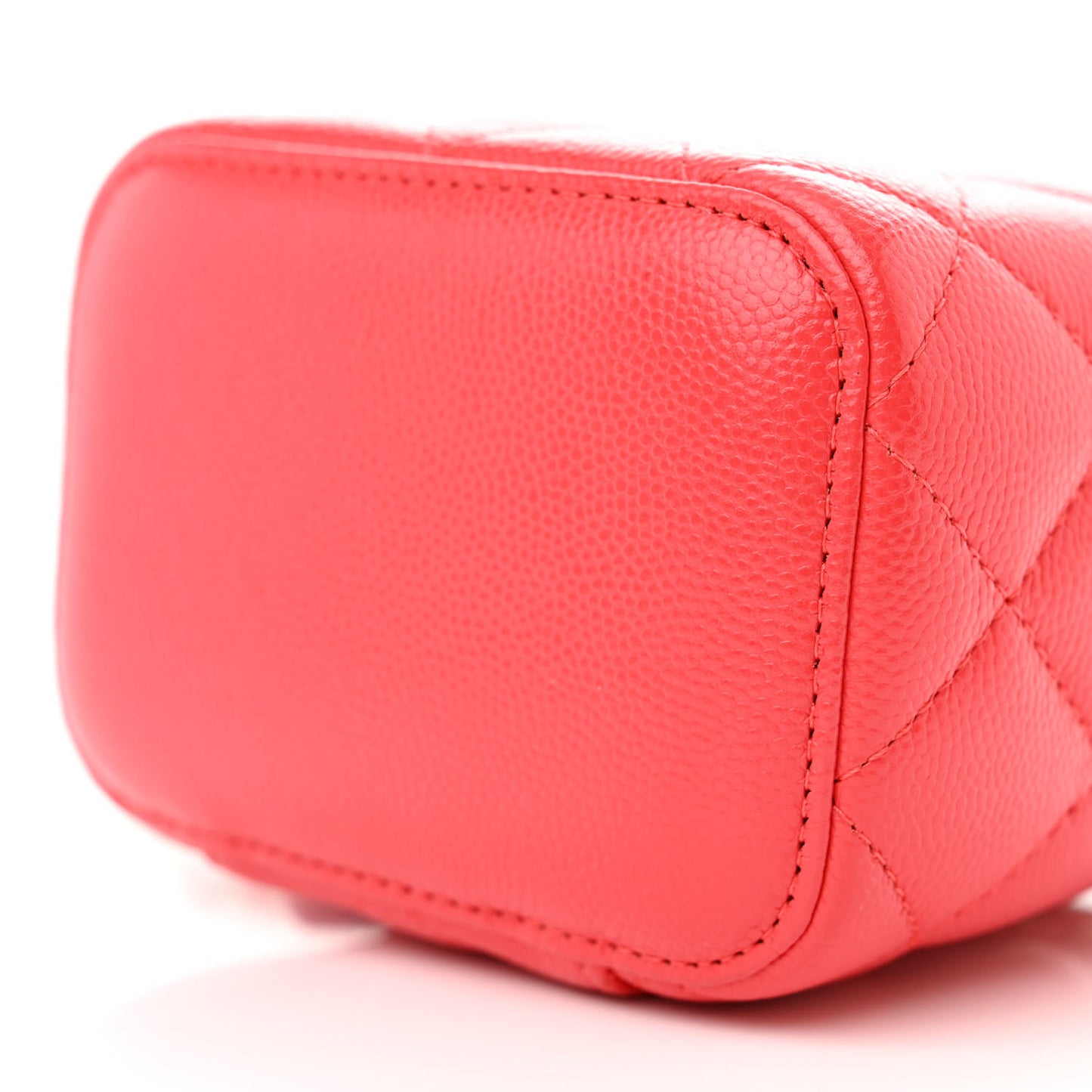 Caviar Quilted Mini Vanity Case With Chain Red