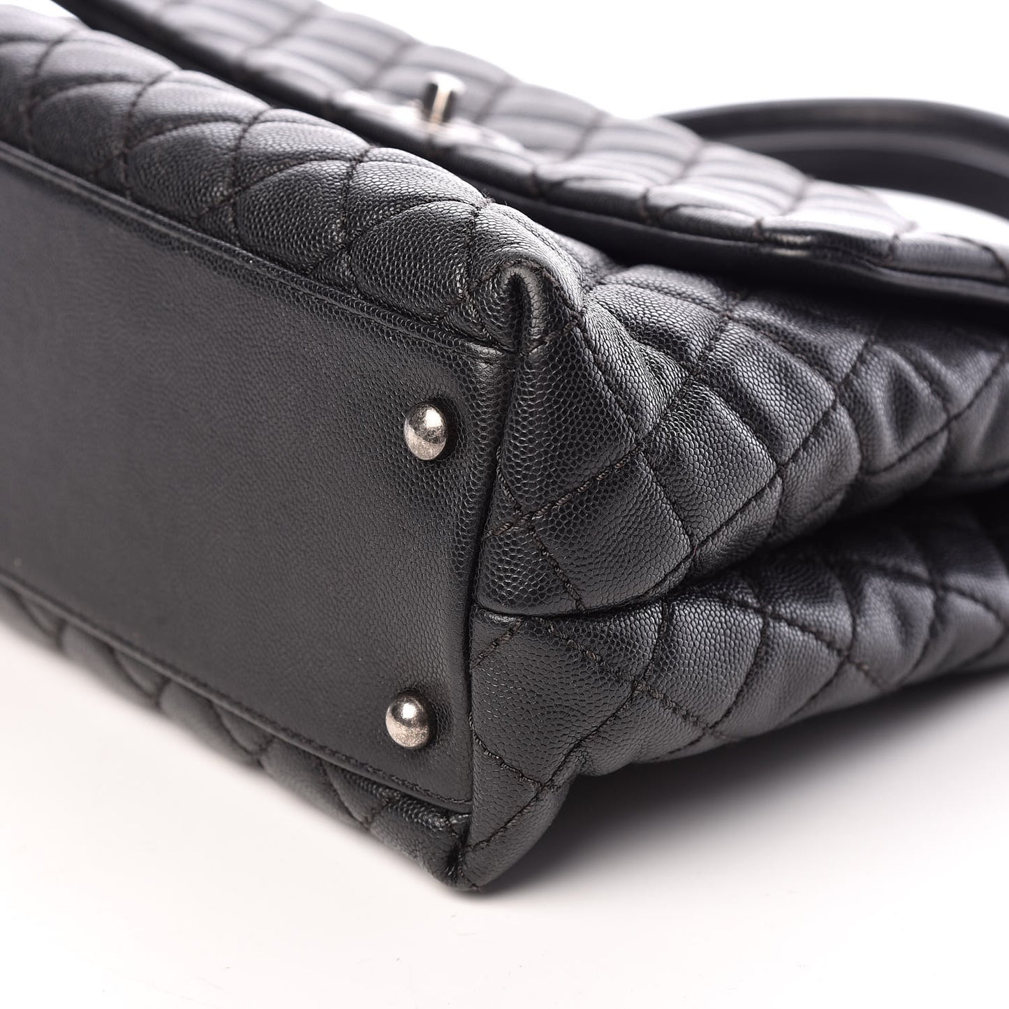 Caviar Quilted Medium Coco Handle Flap Black