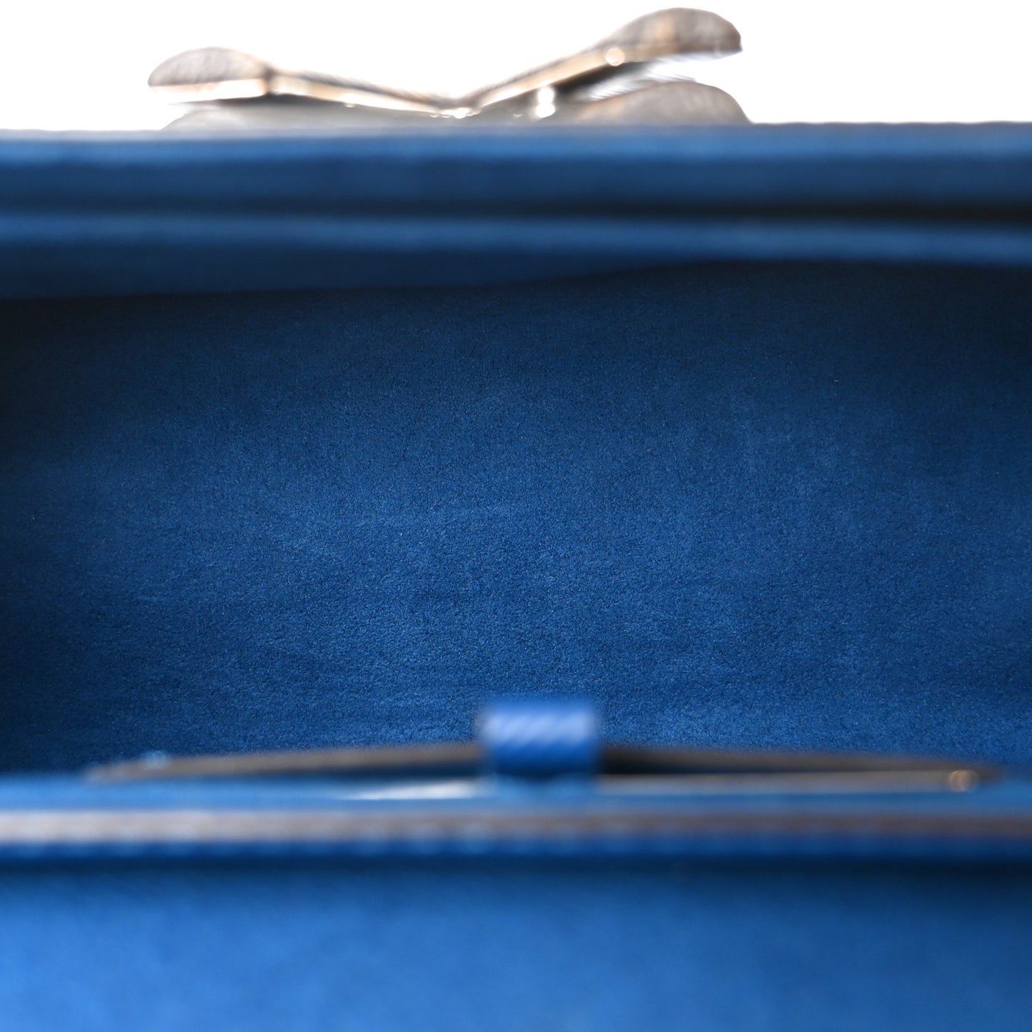 Epi Peace Twist Shoulder Bag MM Navy