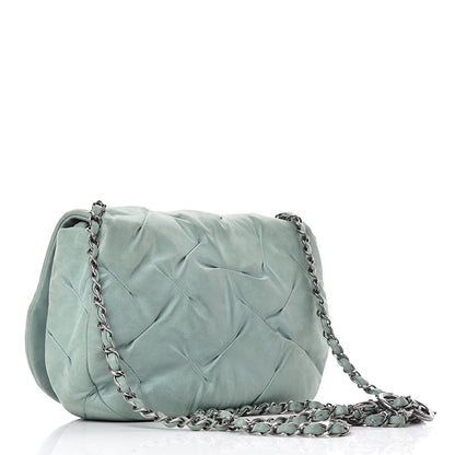 Chanel Iridescent Calfskin Glint Flap Green 3 of 14