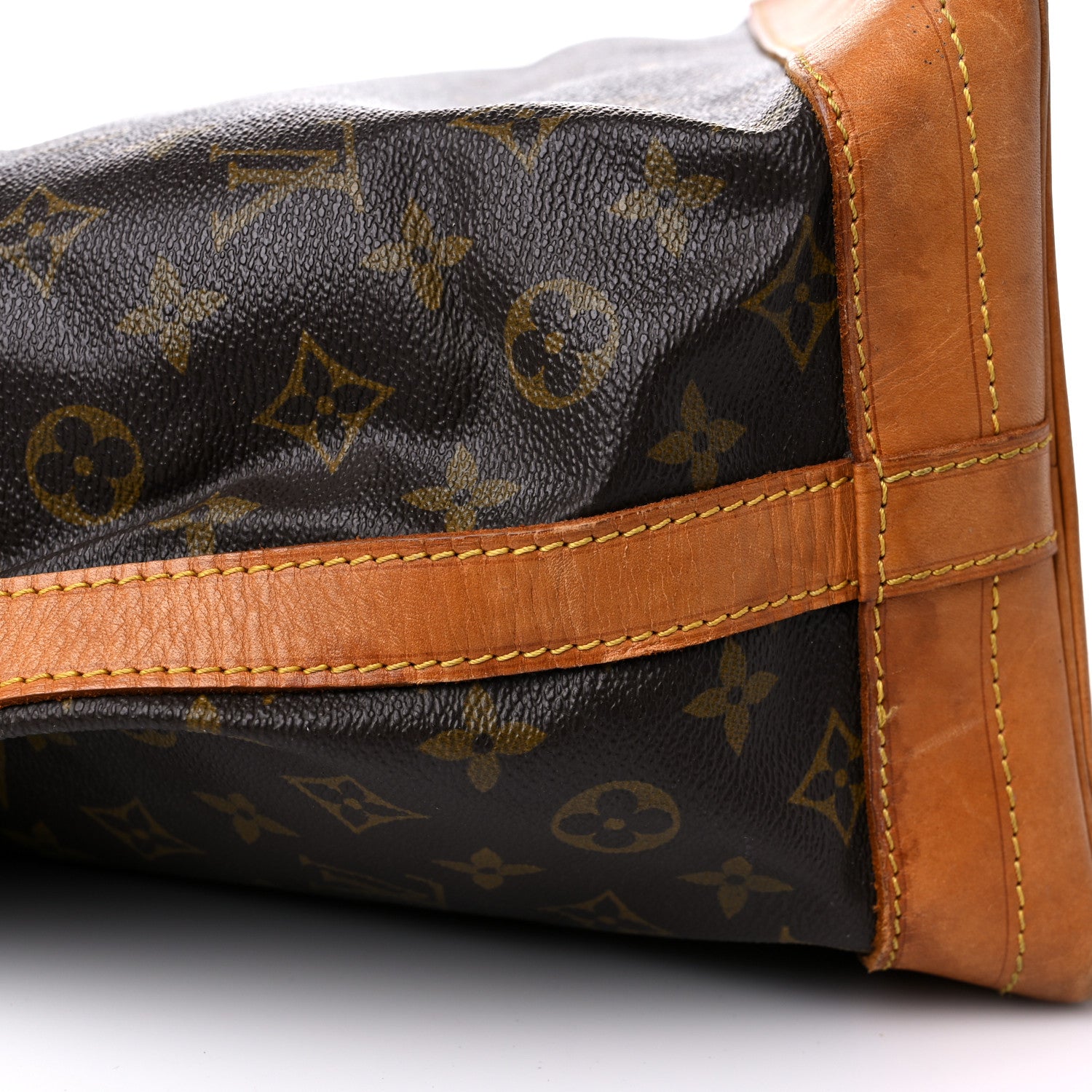 Louis Vuitton Monogram Noe 16 of 25