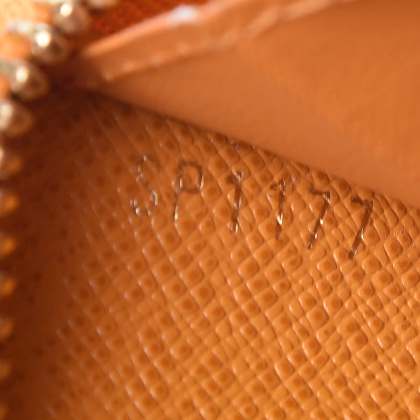 Monogram Zippy Multicartes Safran Imperial