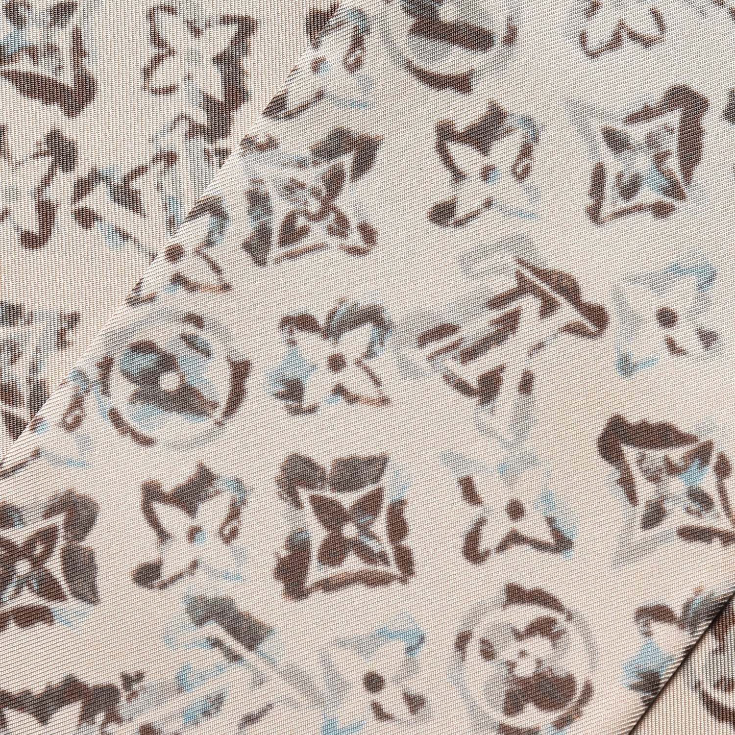 Louis Vuitton Silk Monogram Rainbow Giant Bandeau Beige 3 of 4