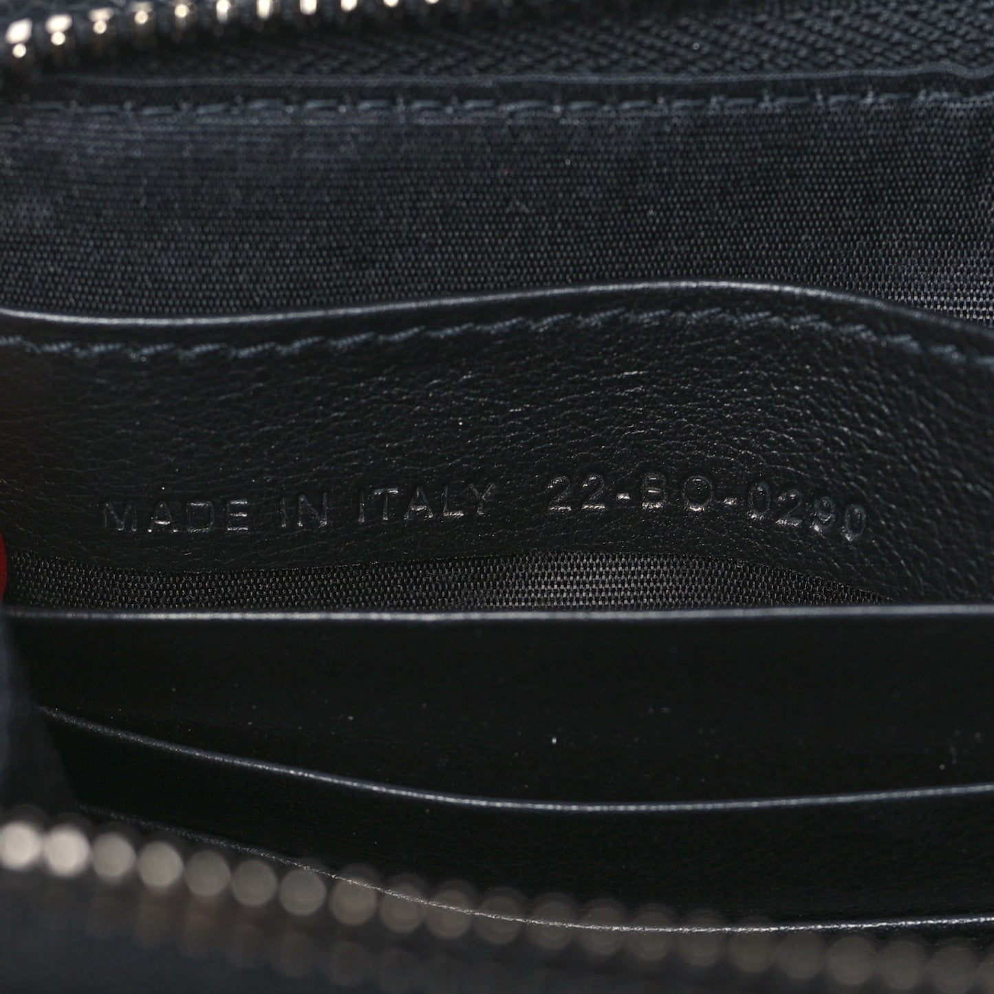 Oblique Zipped With Strap Pouch Black