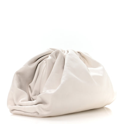 Bottega Veneta Smooth Butter Calf The Pouch Oversized Clutch Plaster 3 of 7