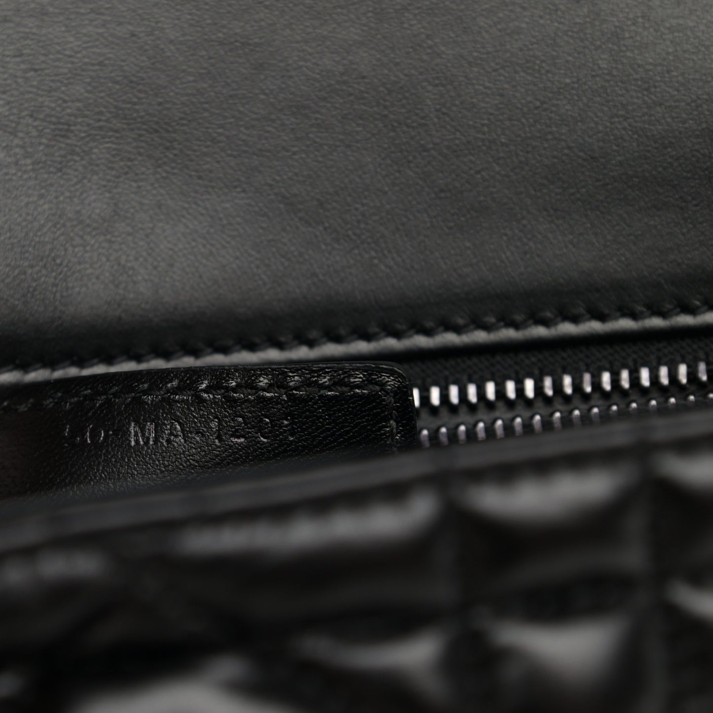 Calfskin Macrocannage Medium Caro Bag Black