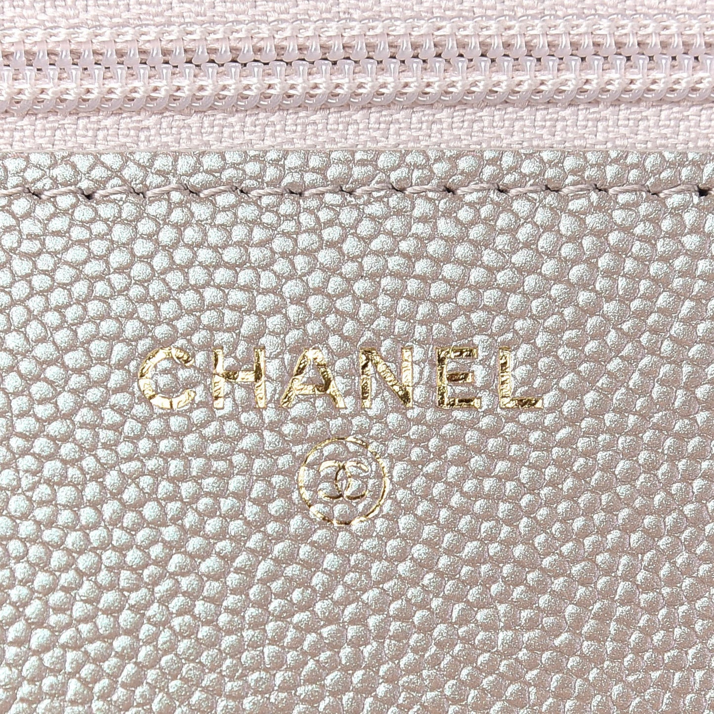 Iridescent Caviar Quilted Wallet On Chain WOC Beige