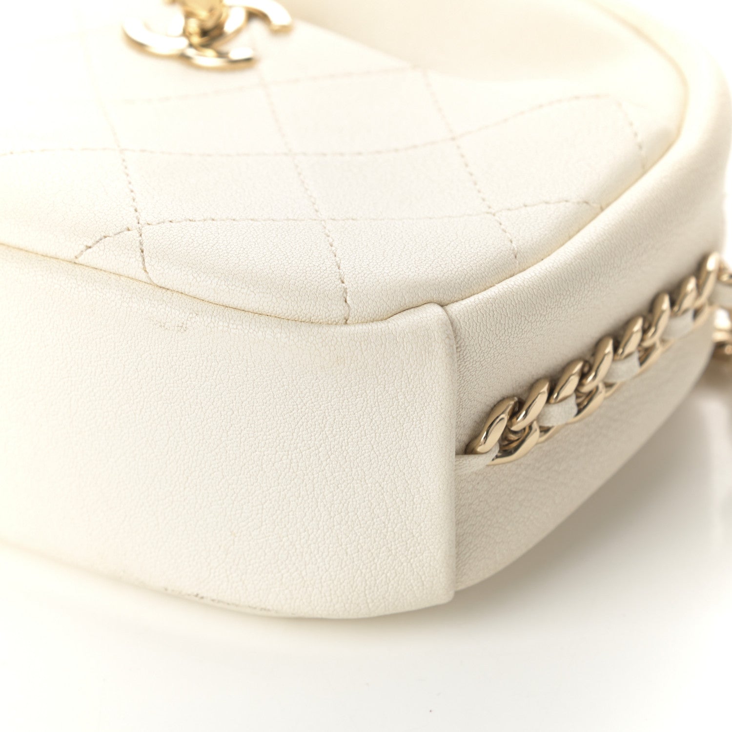 Chanel Goatskin Quilted Small Casual Trip Camera Case White 9 of 11