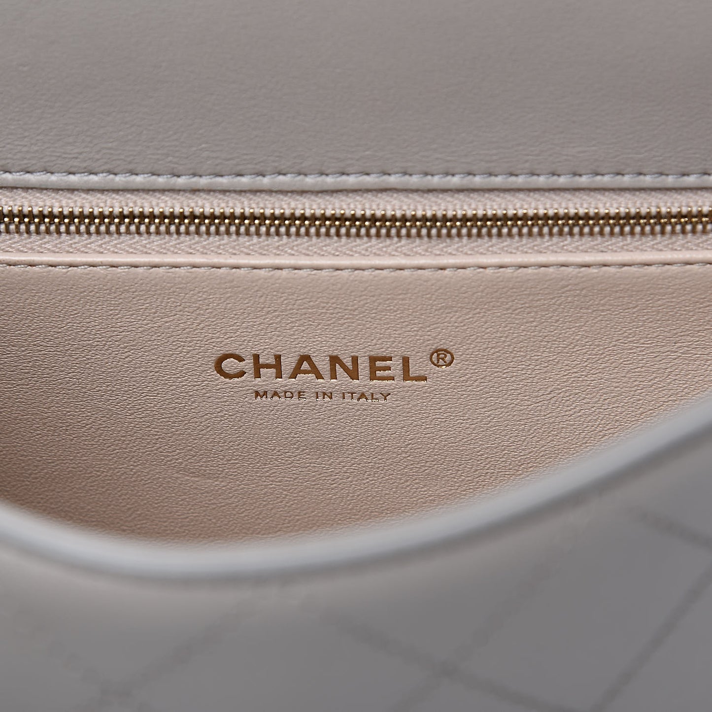 Lambskin Quilted Medium Coco Lux Flap Grey