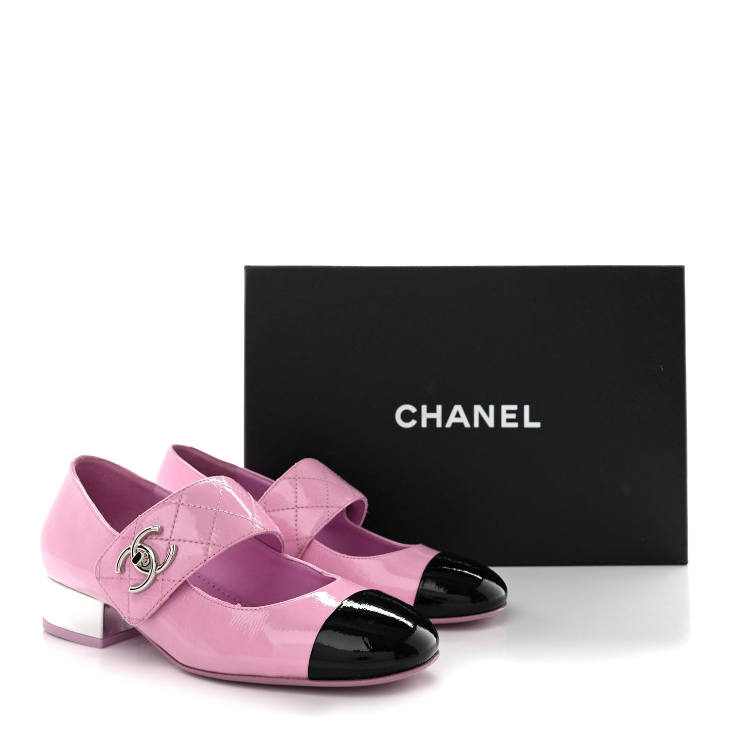 Patent Goatskin Cap Toe Mary Janes 35 Light Purple Black