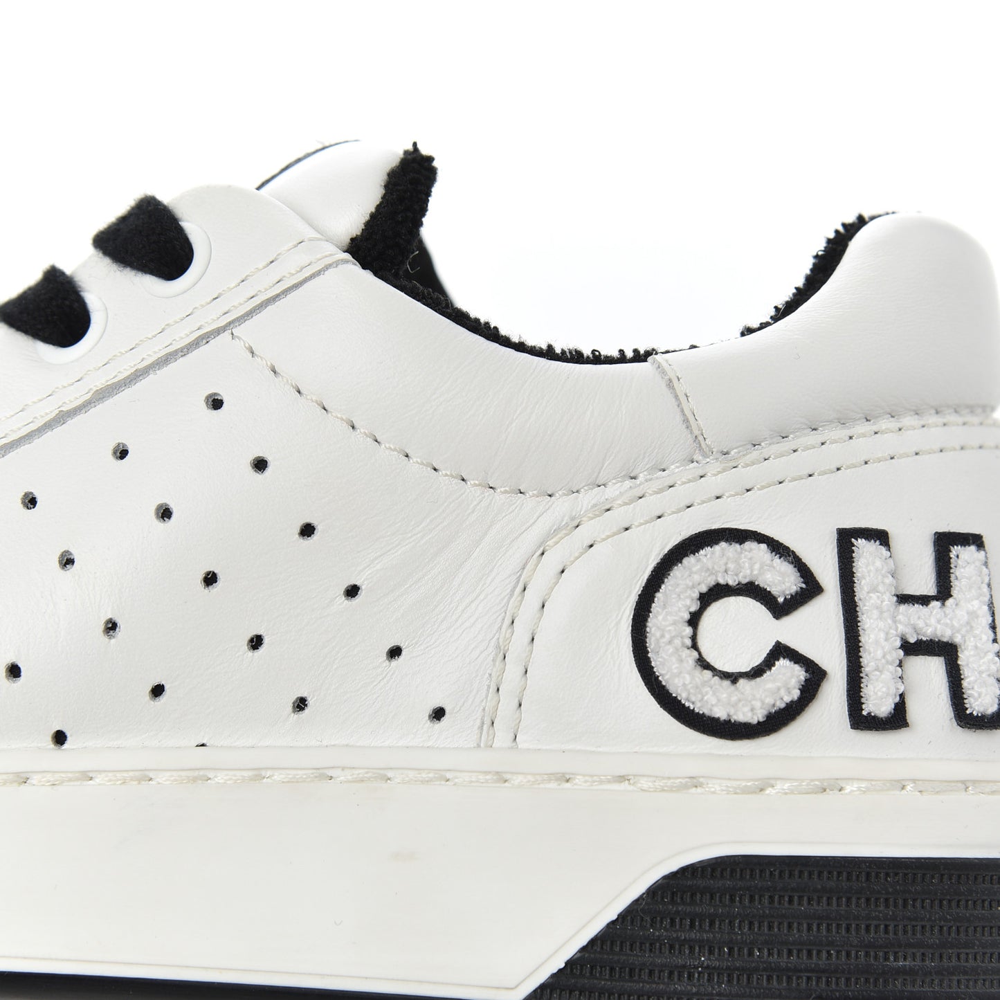 Calfskin Womens Logo Sneakers 35 Black White
