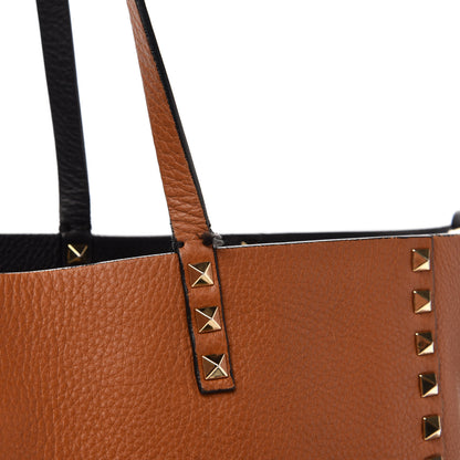 Valentino Garavani Pebbled Calfskin Medium Rockstud Reversible Tote Black Light Cuir 20 of 22