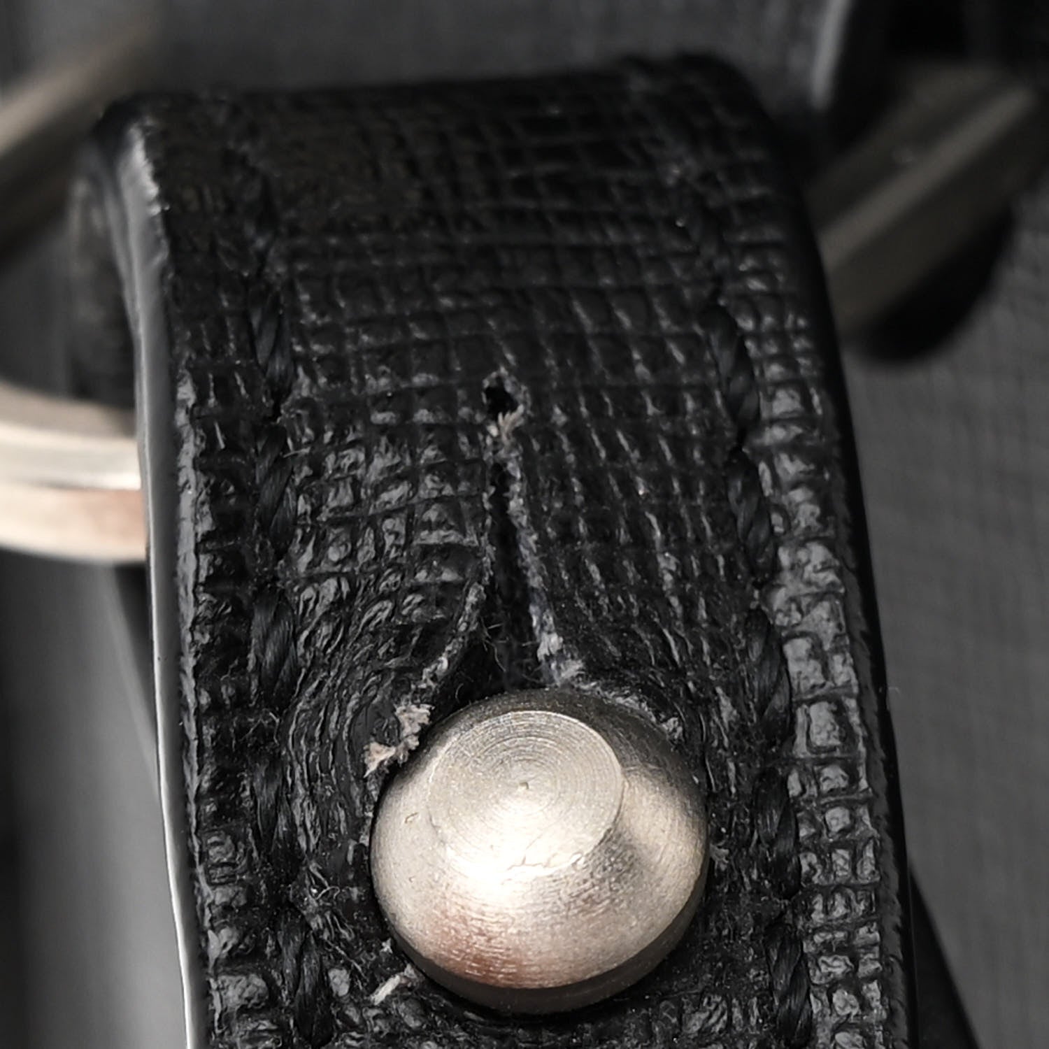 Off-White Saffiano Sculpture Binder Clip Shoulder Bag Black 21 of 22