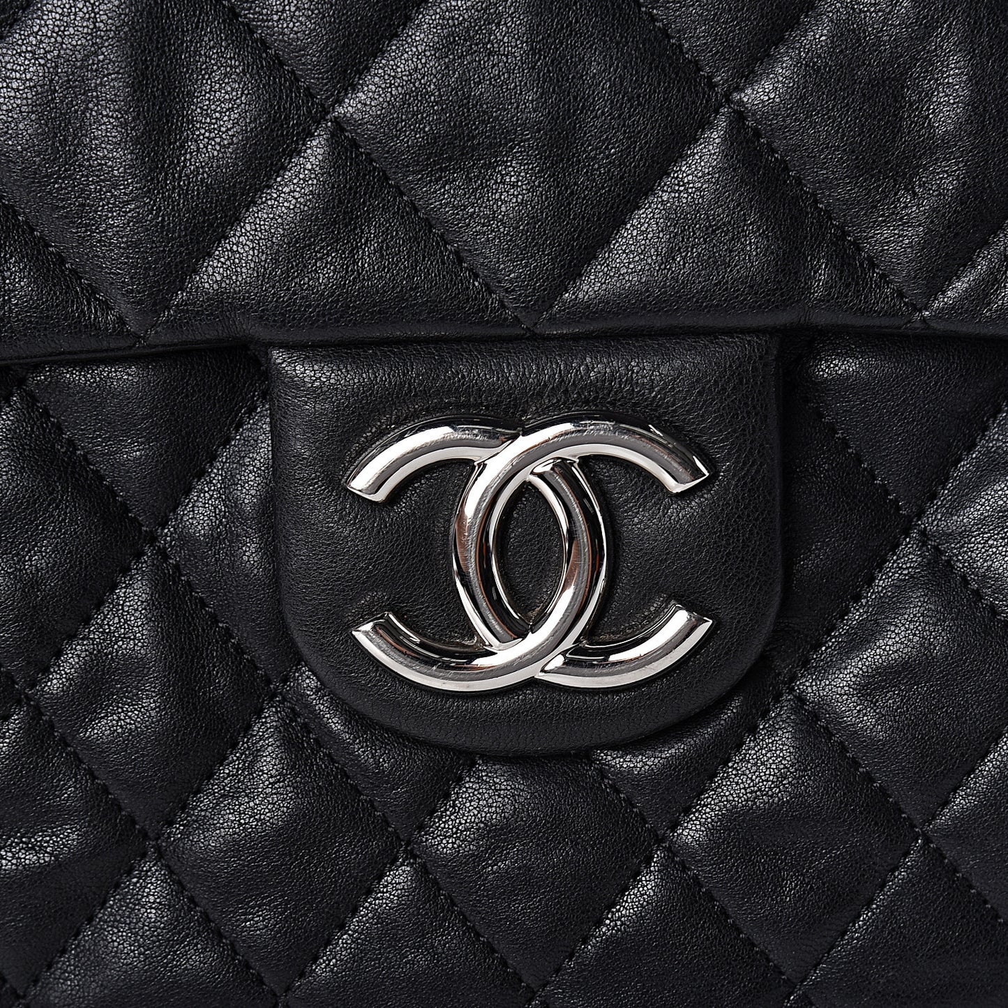 Washed Lambskin Quilted Maxi Chain Around Flap Black