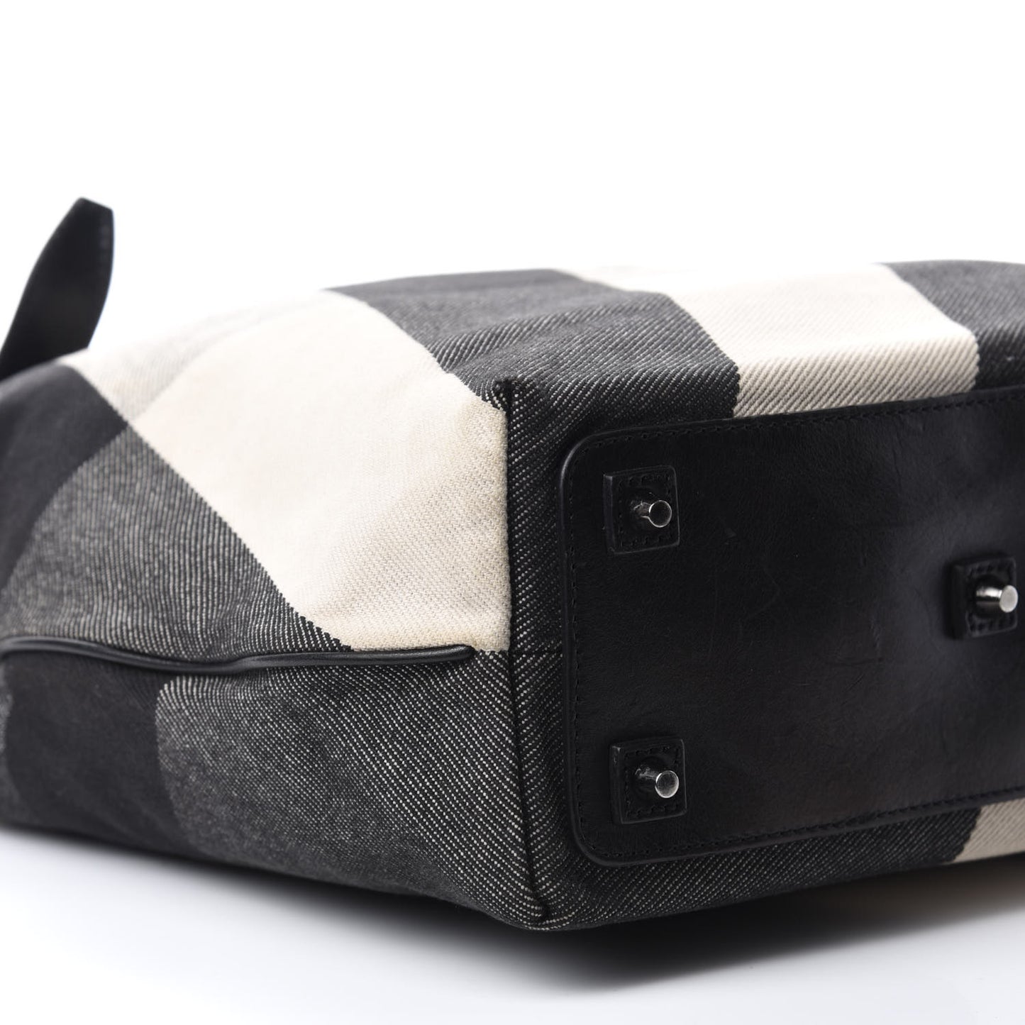 Beat Check Tote Black