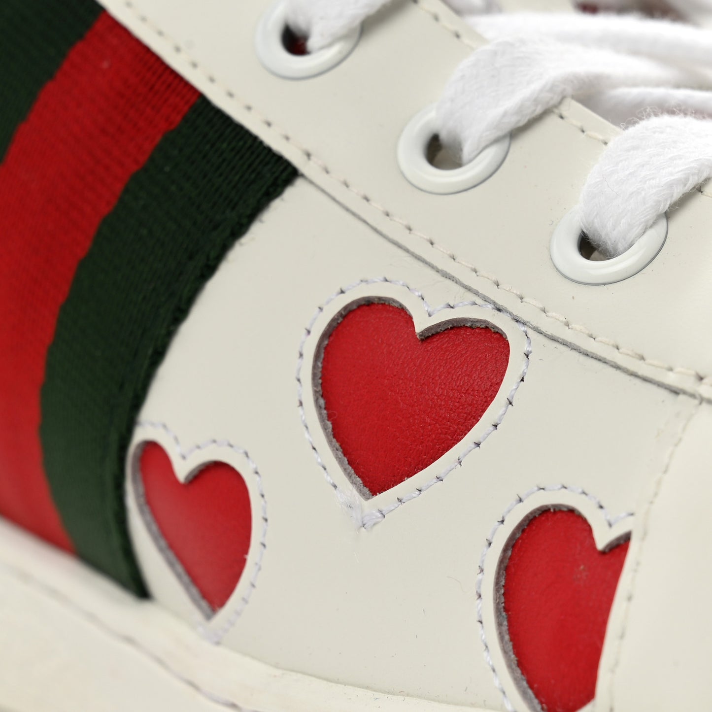 Calfskin Miro Soft Web Heart Cut Out Womens Ace Sneakers 40 White Light Hibiscus Red New Shamarock