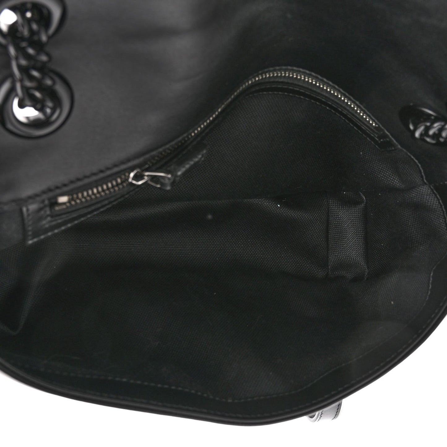 Calfskin Matelasse Monochrome Small GG Marmont Shoulder Bag Black