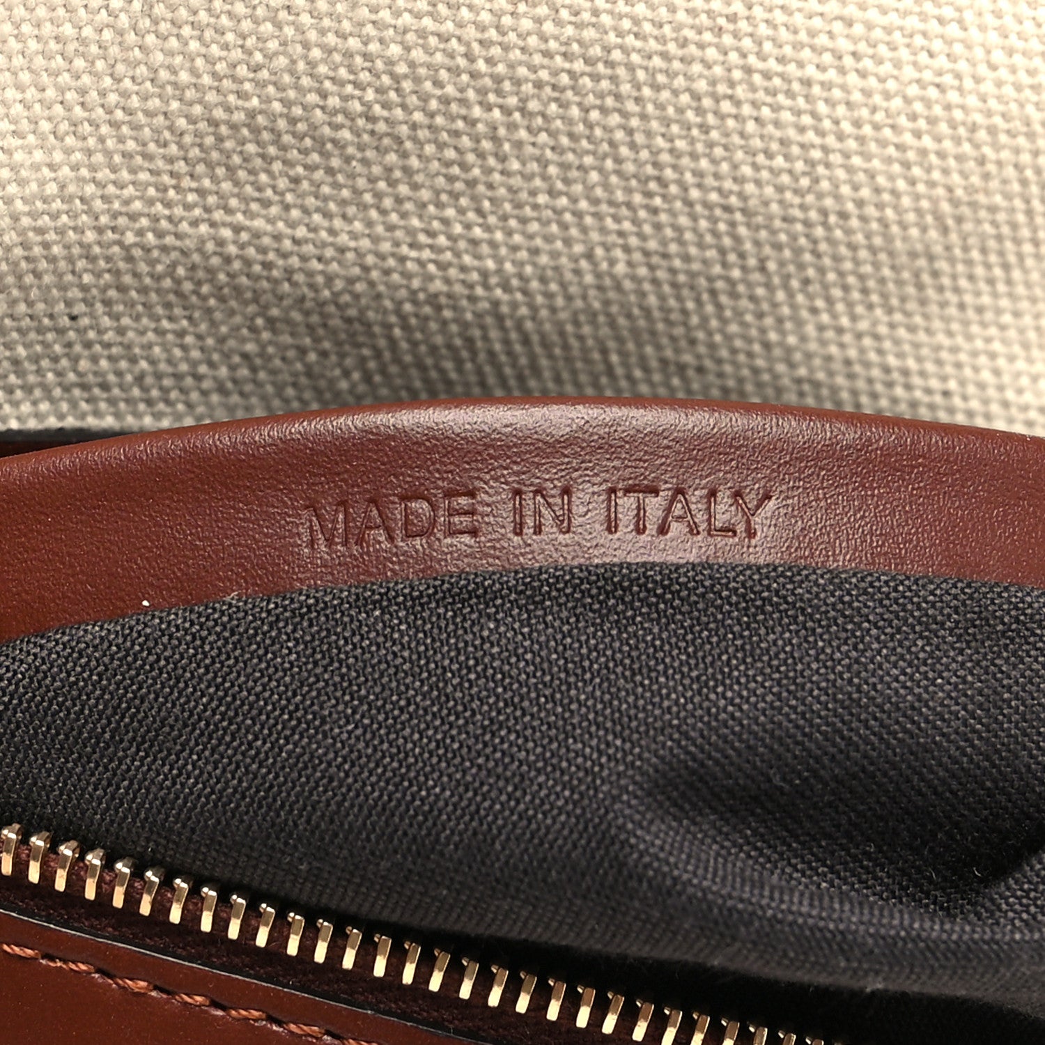 Fendi X SARA COLEMAN Canvas Vitello King Seta FF Fish Eye Embroidered Baguette Grezzo Multicolor Ghianda 7 of 12