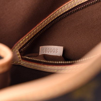 Louis Vuitton Monogram Batignolles Horizontal 9 of 10
