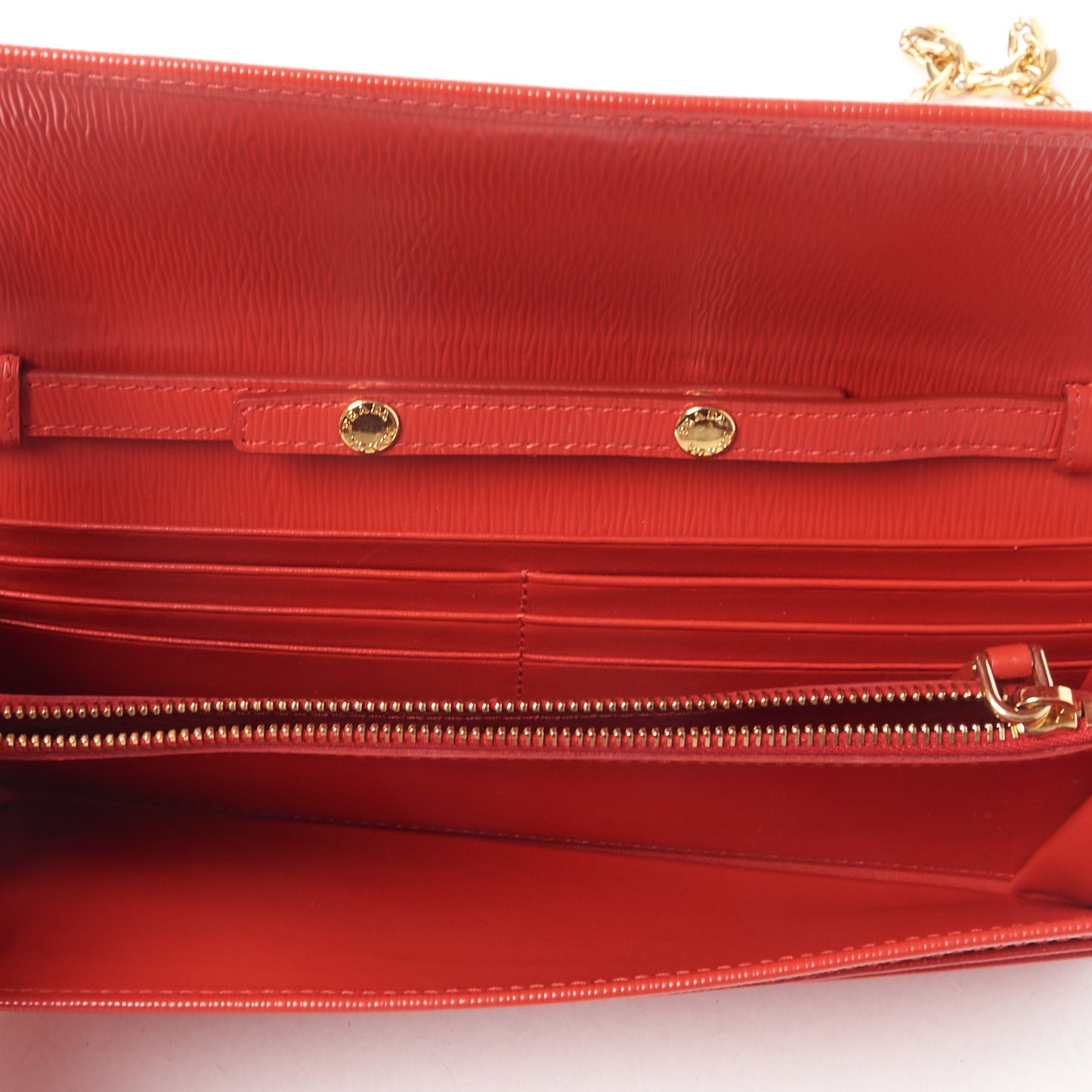 Vitello Move Metal Oro Chain Wallet Lacca