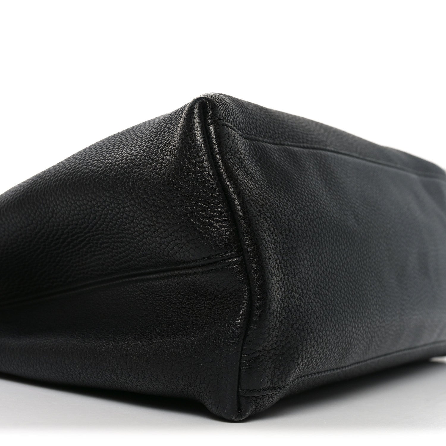 Gucci Pebbled Calfskin Medium Soho Chain Shoulder Bag Black 8 of 9