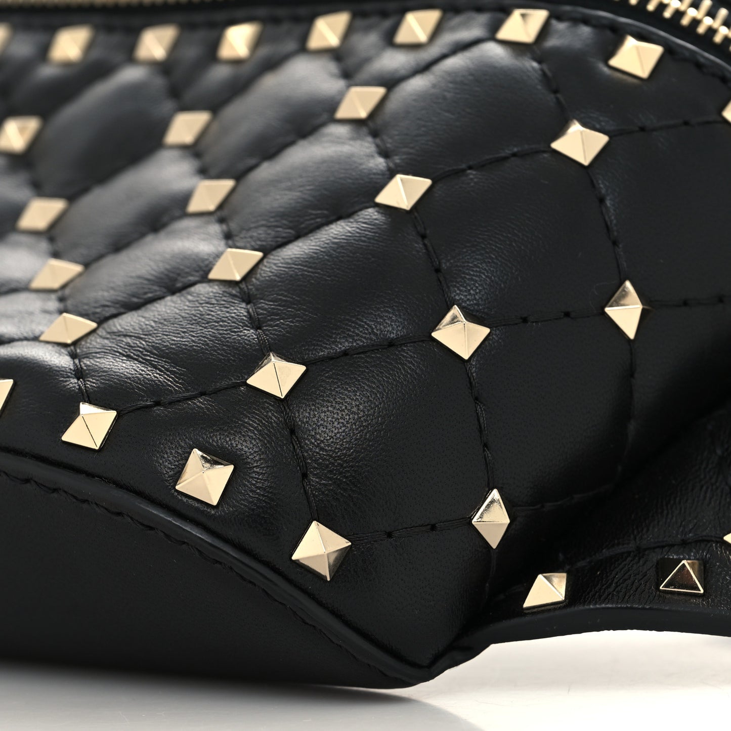 Lambskin Rockstud Spike Belt Bag 85 Black