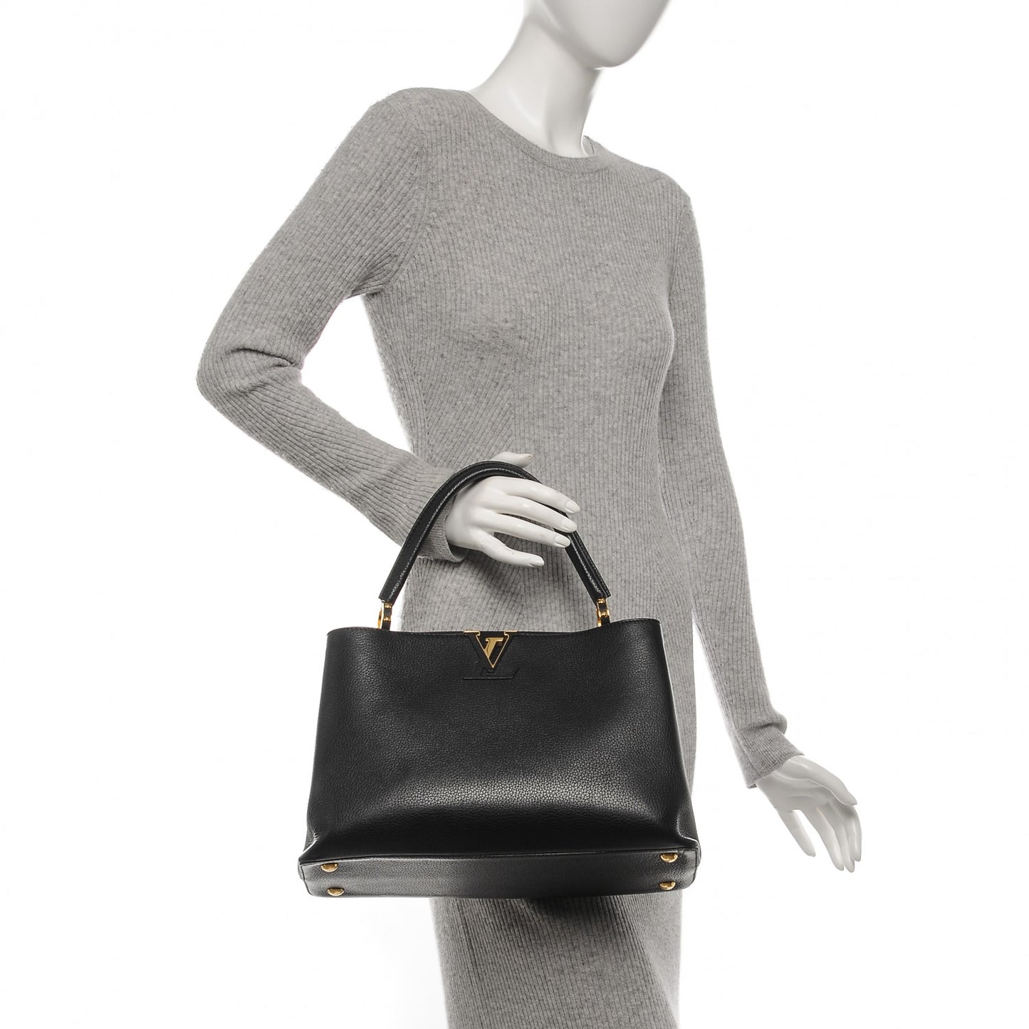 Taurillon Capucines MM Black