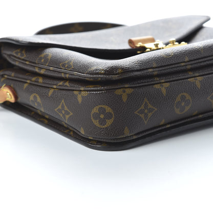 Louis Vuitton Monogram Pochette Metis 6 of 10