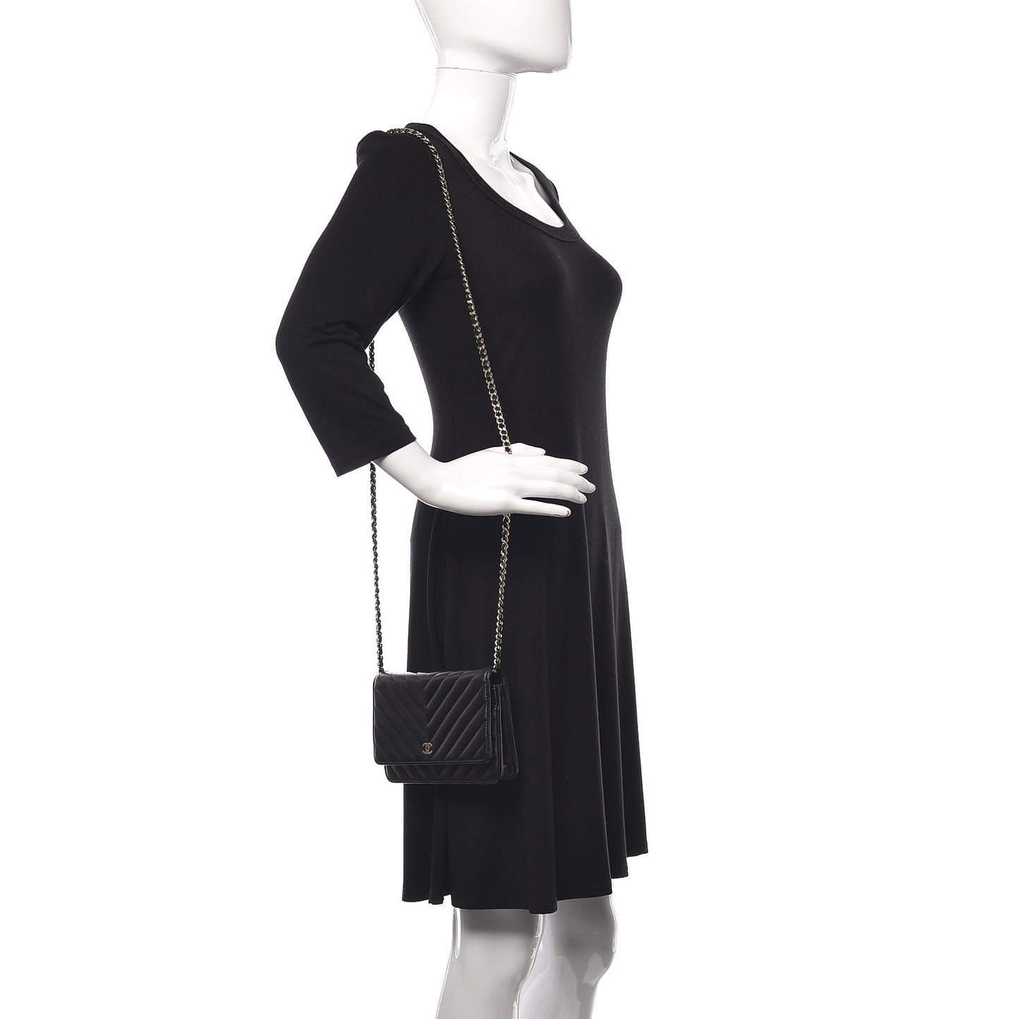 Lambskin Chevron Quilted Wallet On Chain WOC Black