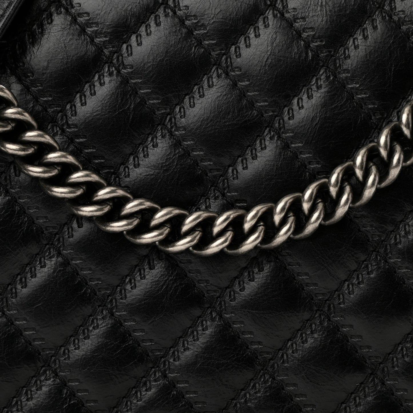 Calfskin Embossed Stitch Large Boy Flap Black