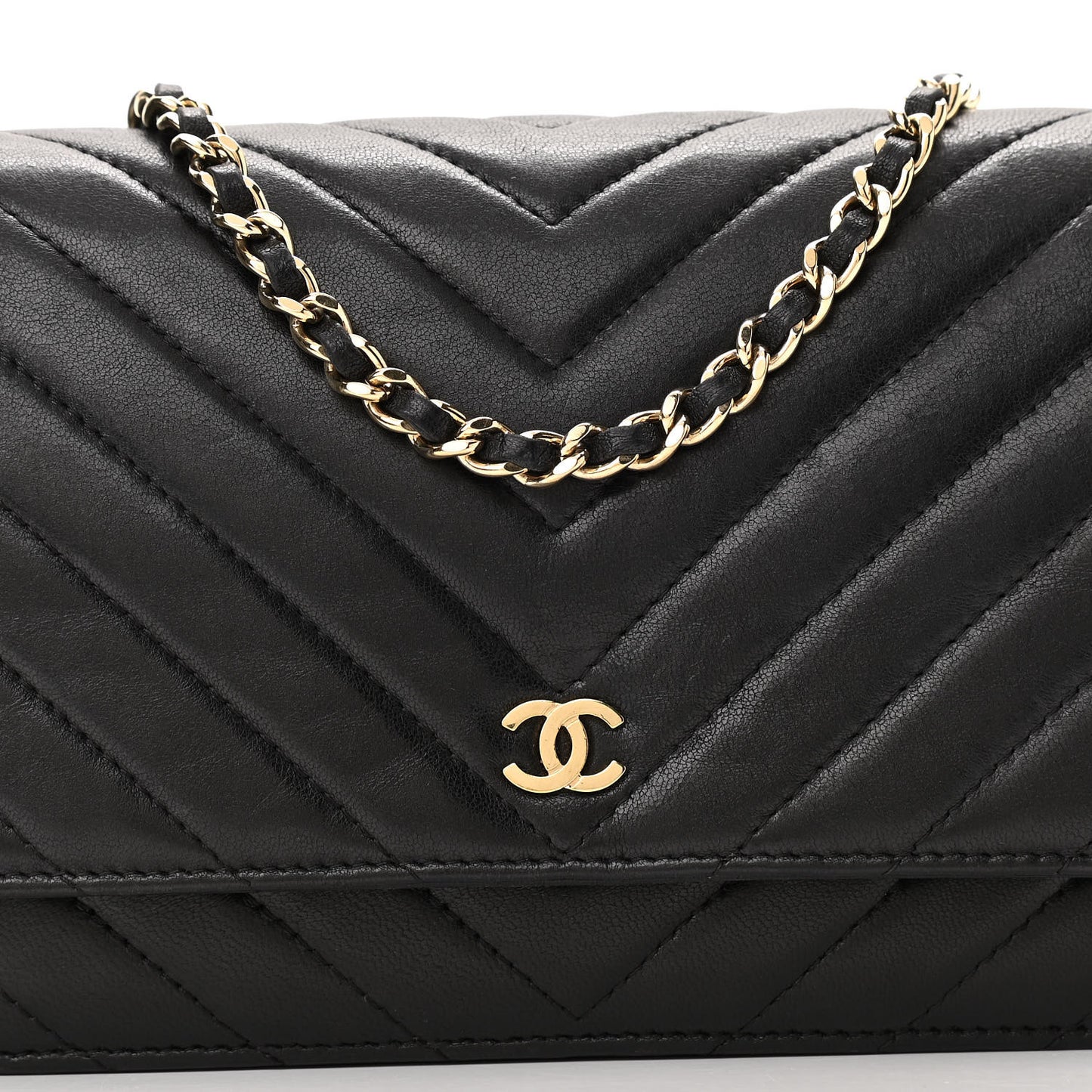 Lambskin Chevron Quilted Wallet On Chain WOC Black