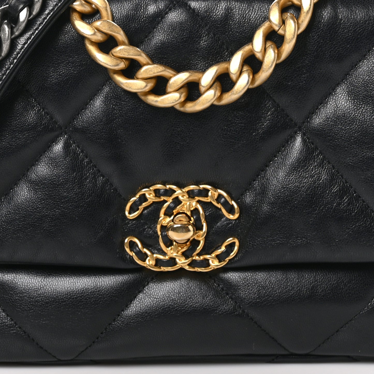 Goatskin Quilted Medium Chanel 19 Flap Black