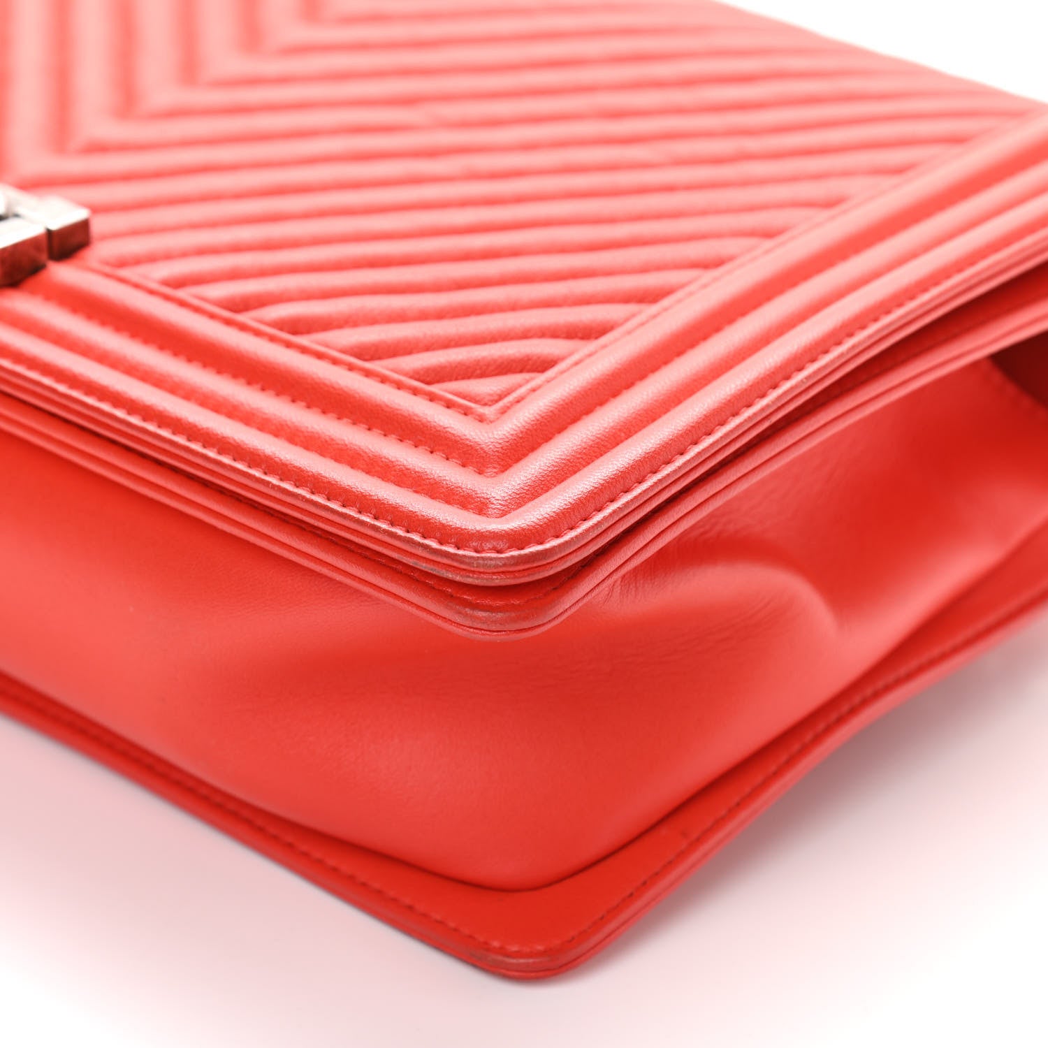 Chanel Calfskin Chevron Quilted New Medium Boy Flap Red 9 of 9