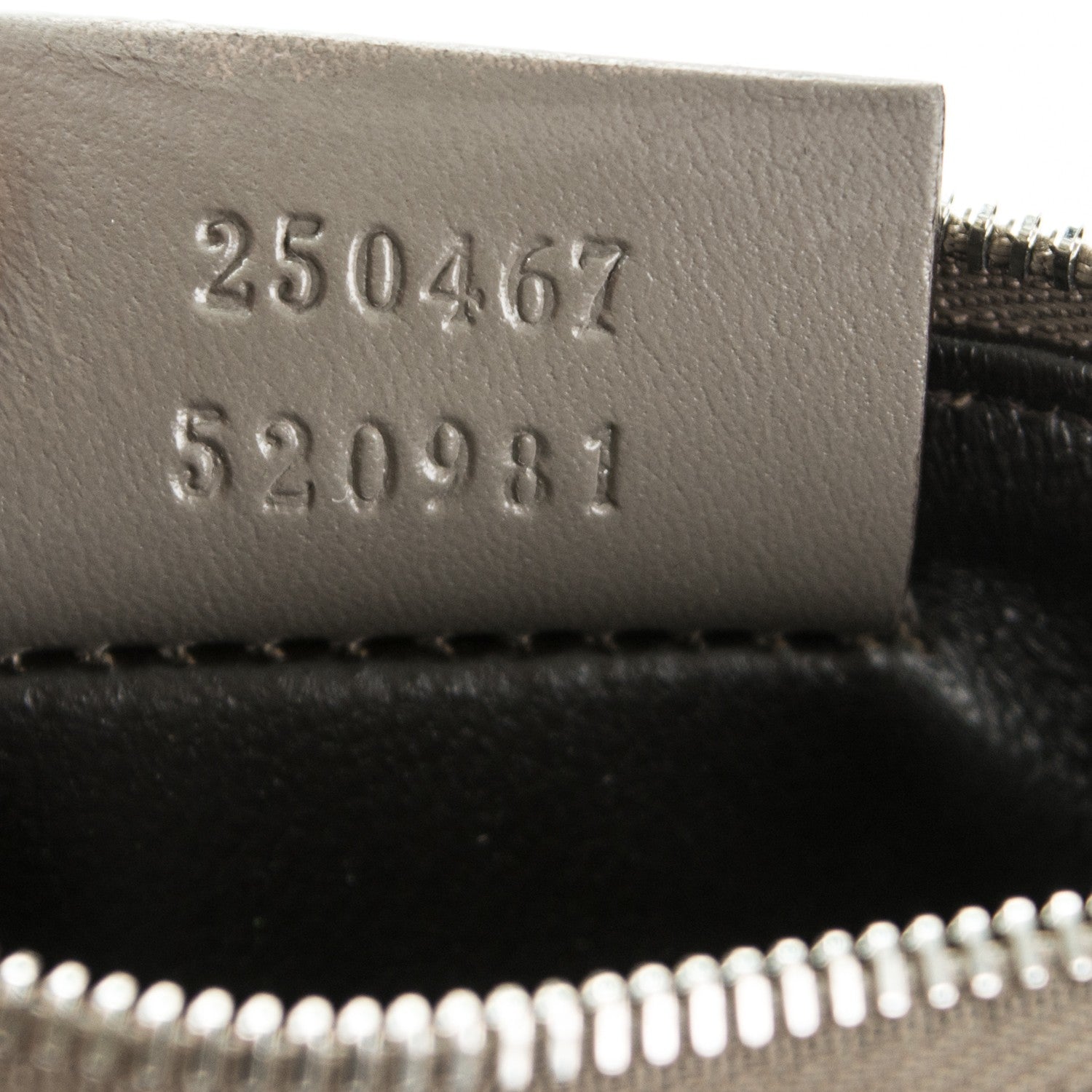 Gucci Calfskin Diamante Embossed Key Case Grey 7 of 7