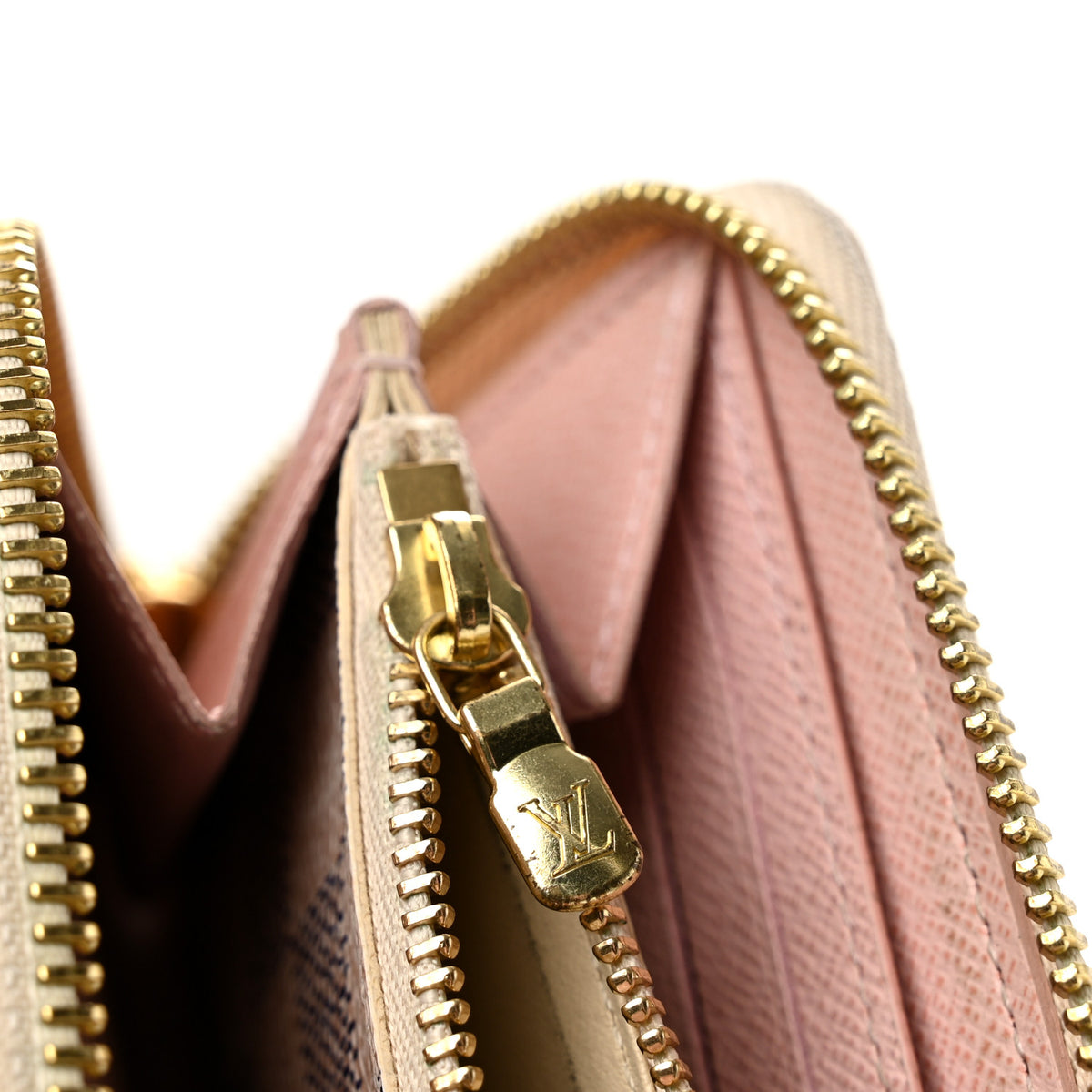Damier Azur Clemence Wallet Rose Ballerine