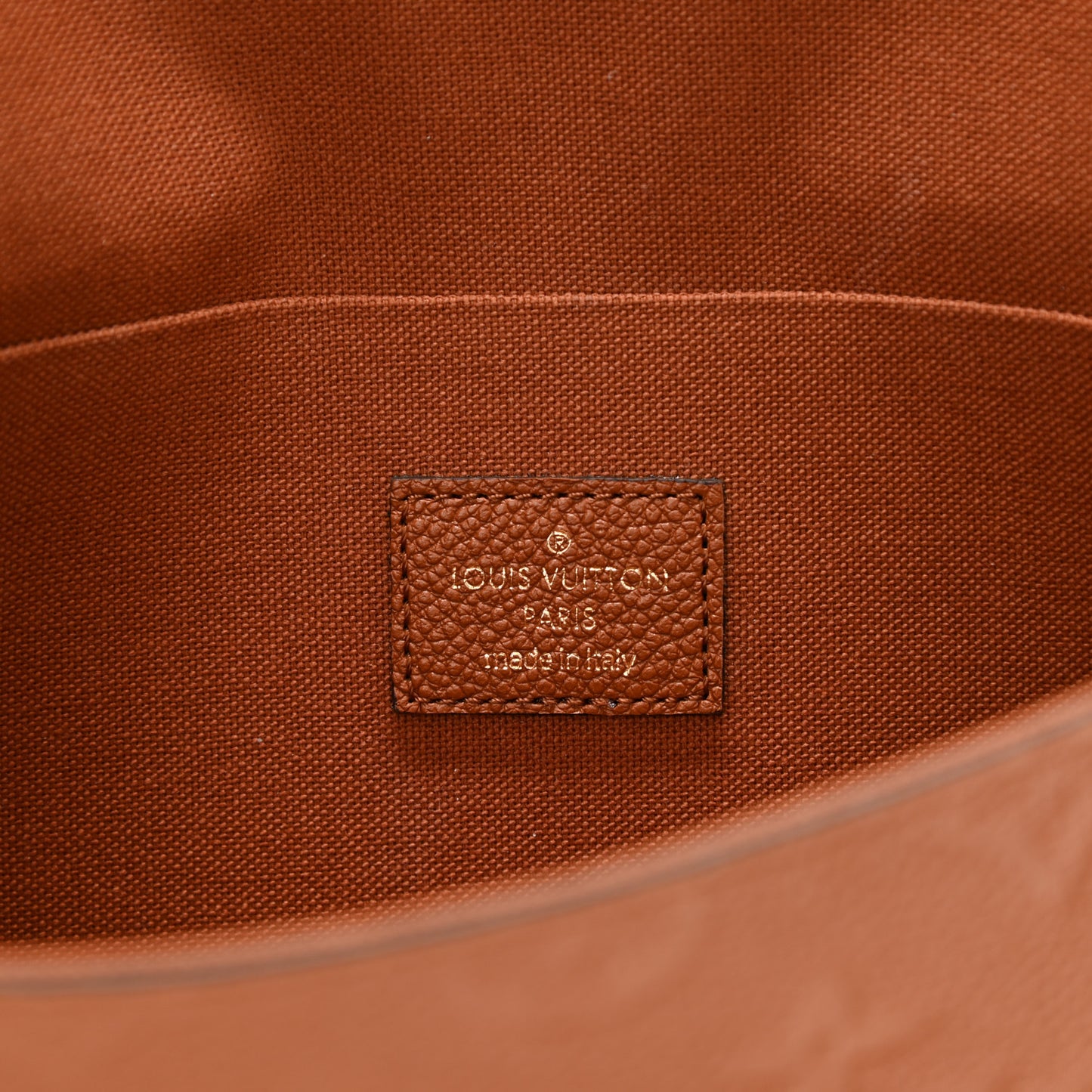 Empreinte Pochette Felicie Chain Wallet Cognac