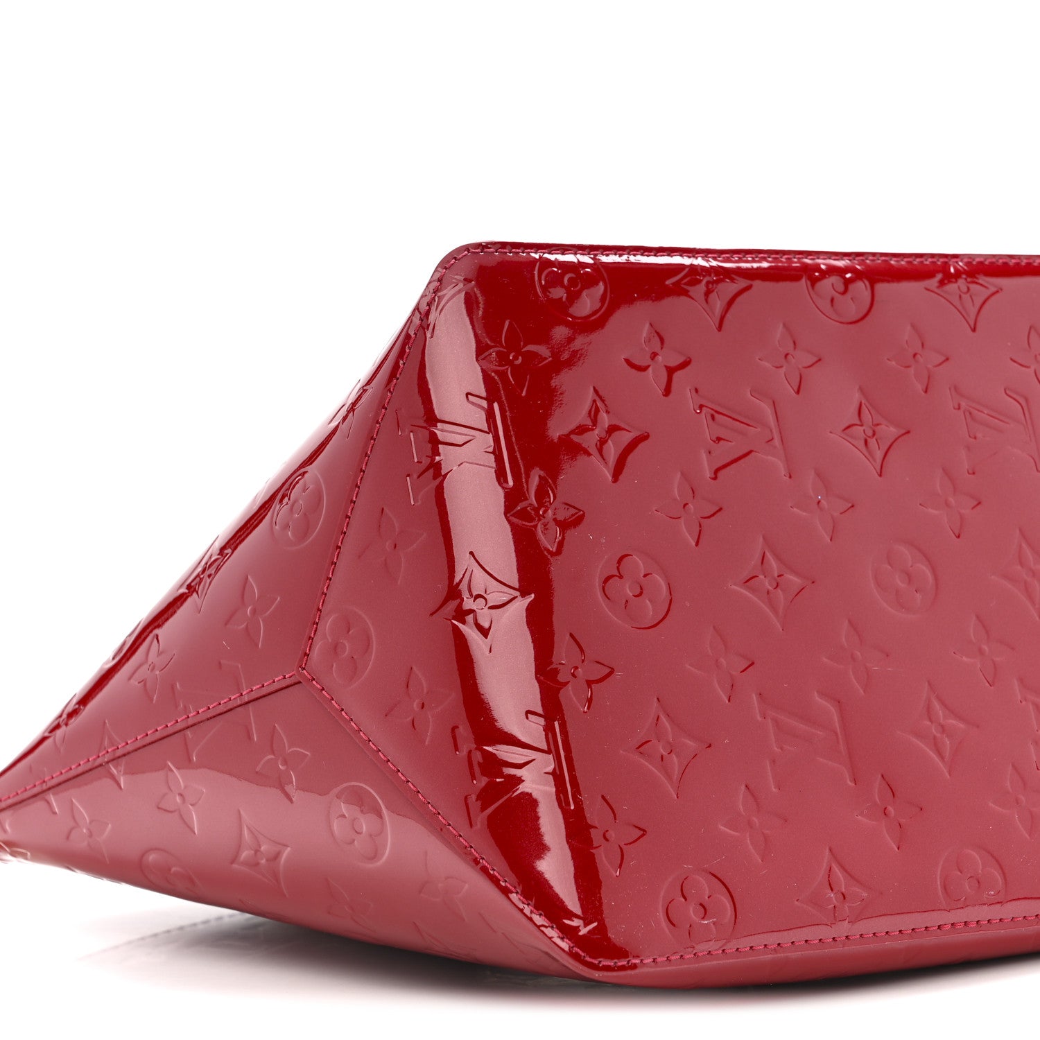 Louis Vuitton Vernis Bellevue PM Pomme D'Amour 8 of 13