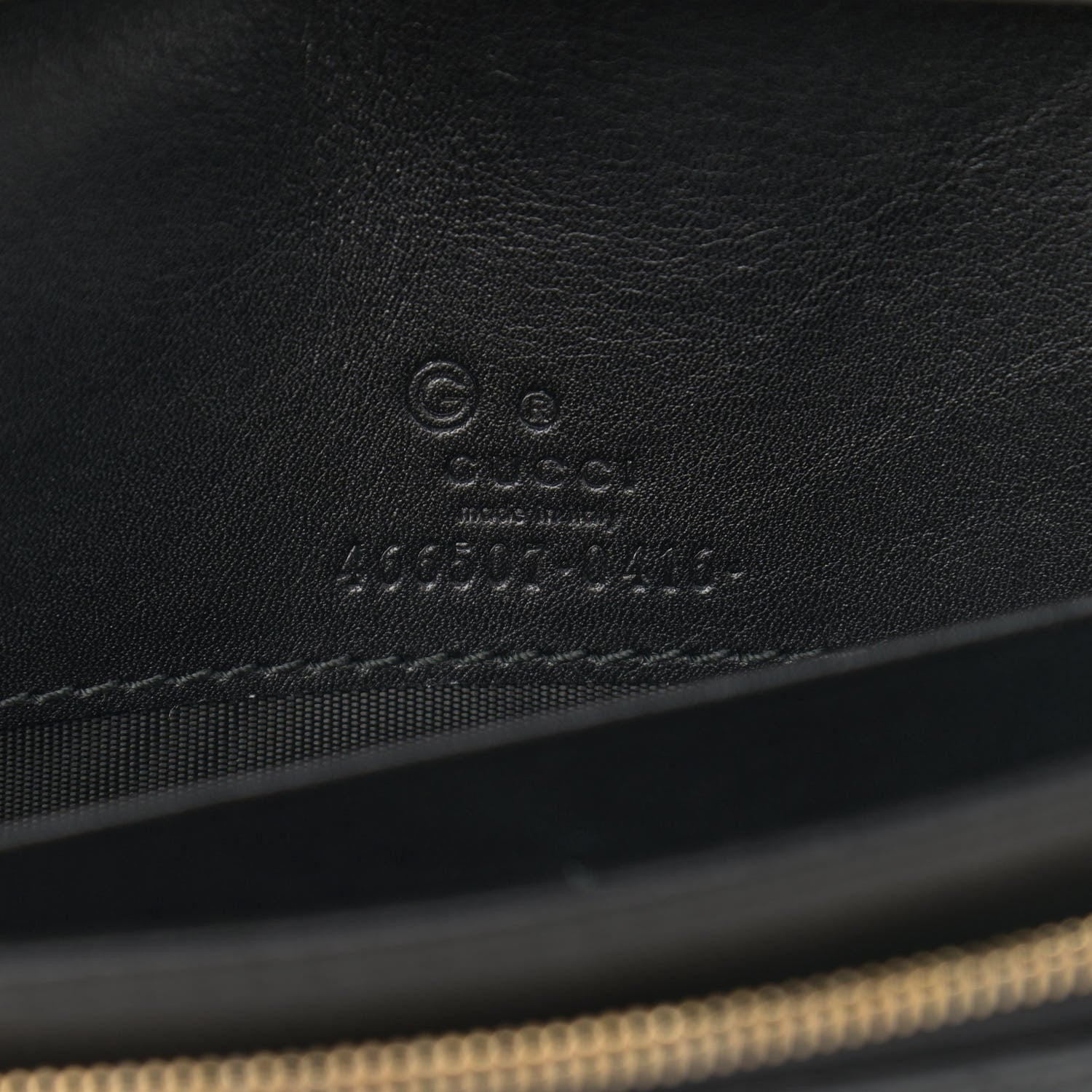 Gucci Microguccissima Crossbody Wallet Black 6 of 10