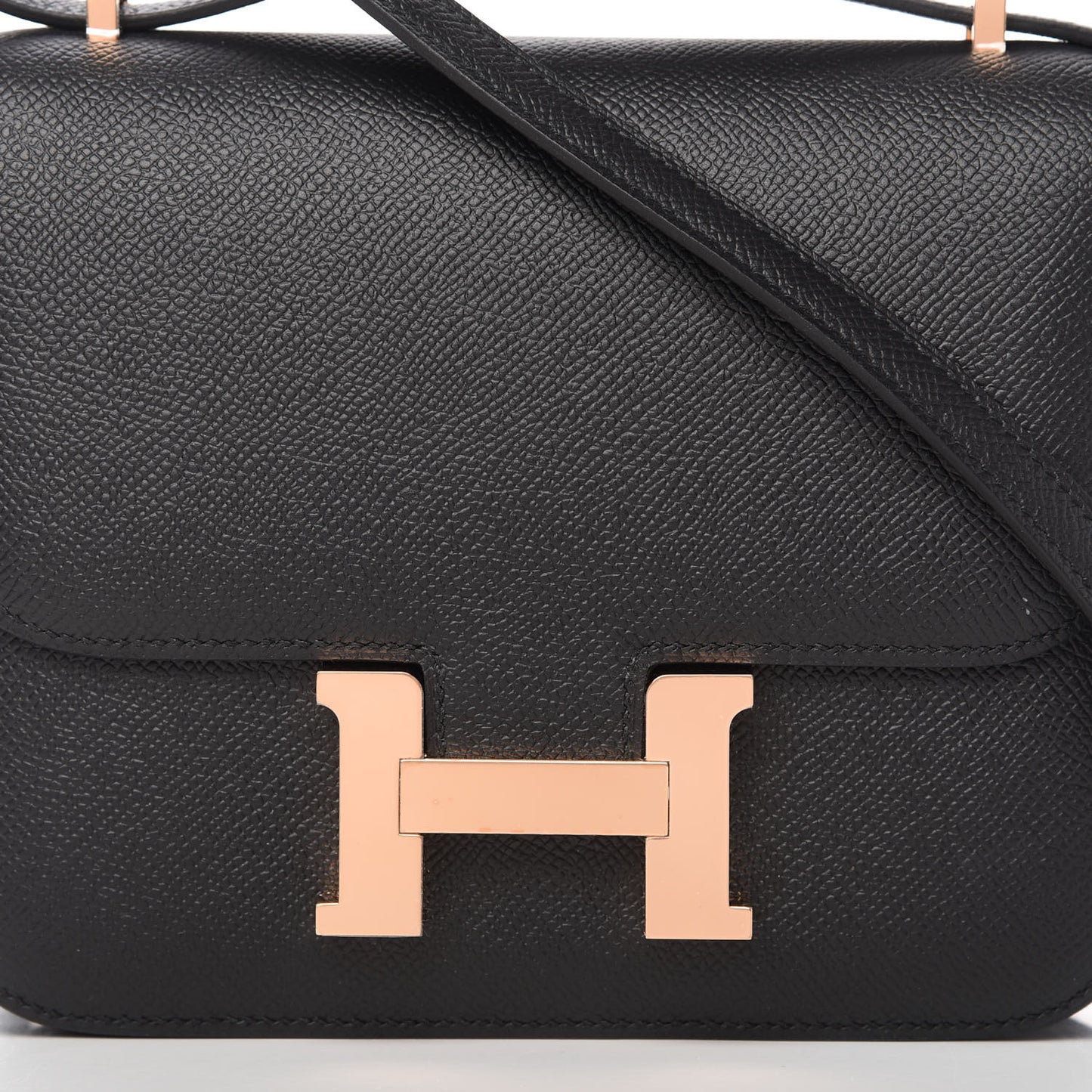 Epsom Constance 18 Black