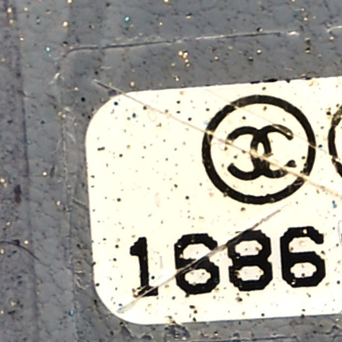 Distressed Glazed Caviar Quilted Large Elastic Tote Brown