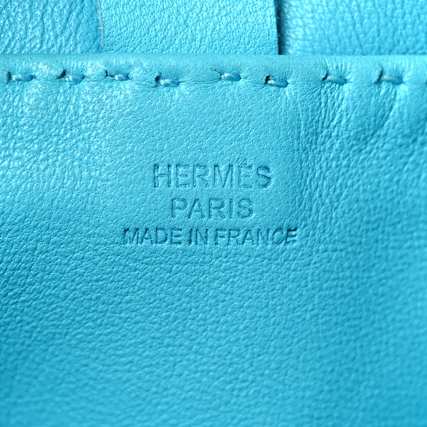 Lambskin Toudou Perfore Crossbody Bag Bleu Paon